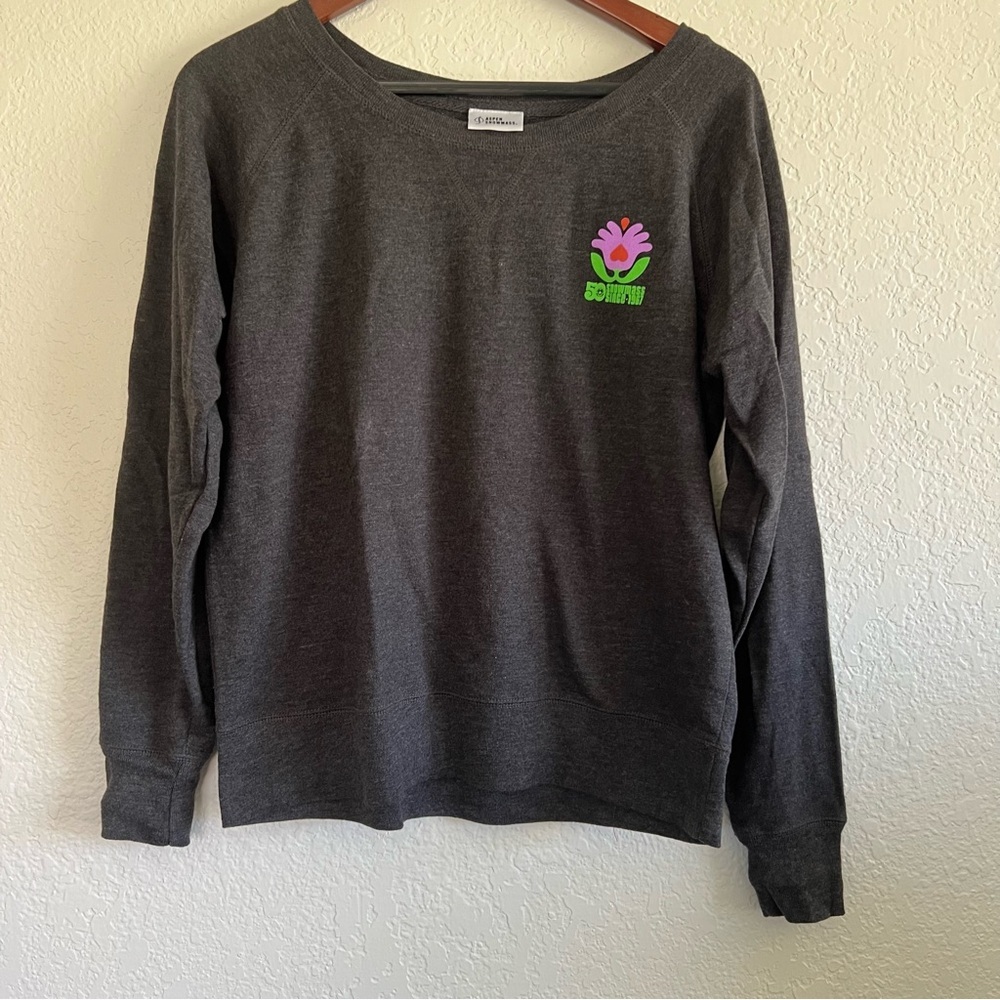 Limited edition Snowmass 50th women’s lightweight sweatshirt size medium - Picture 2 of 5